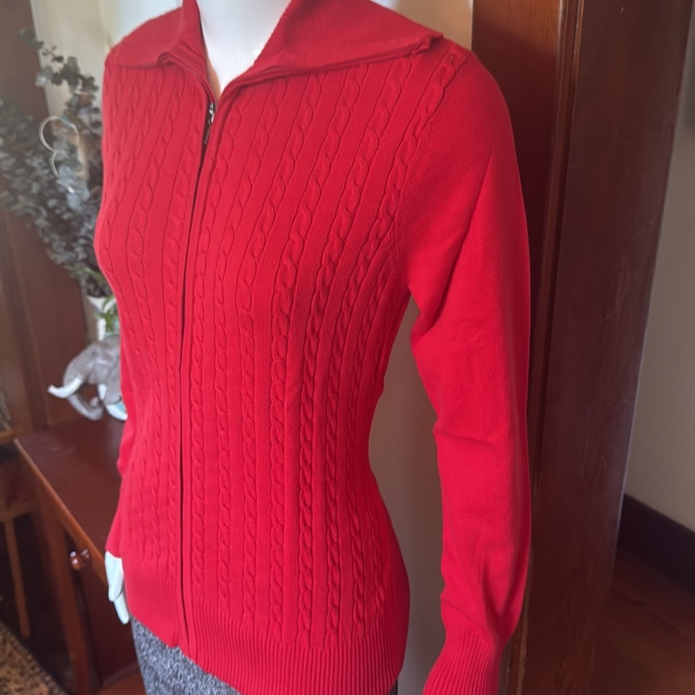 NWT northern reflections size small cotton Elegant Red Women's Zip-Up Cardigan